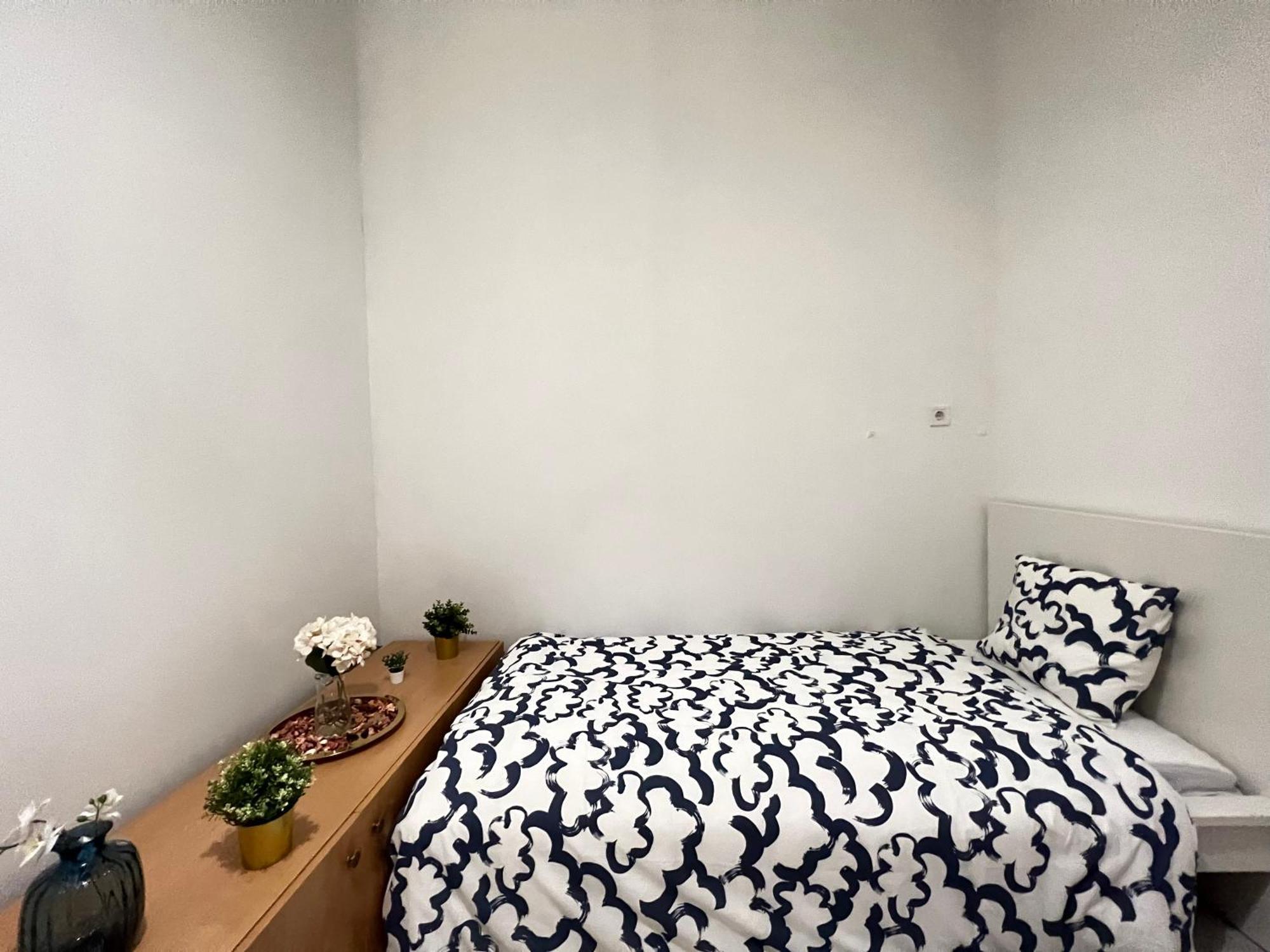 Baross Apartment With Convenience And Style Budapest Esterno foto