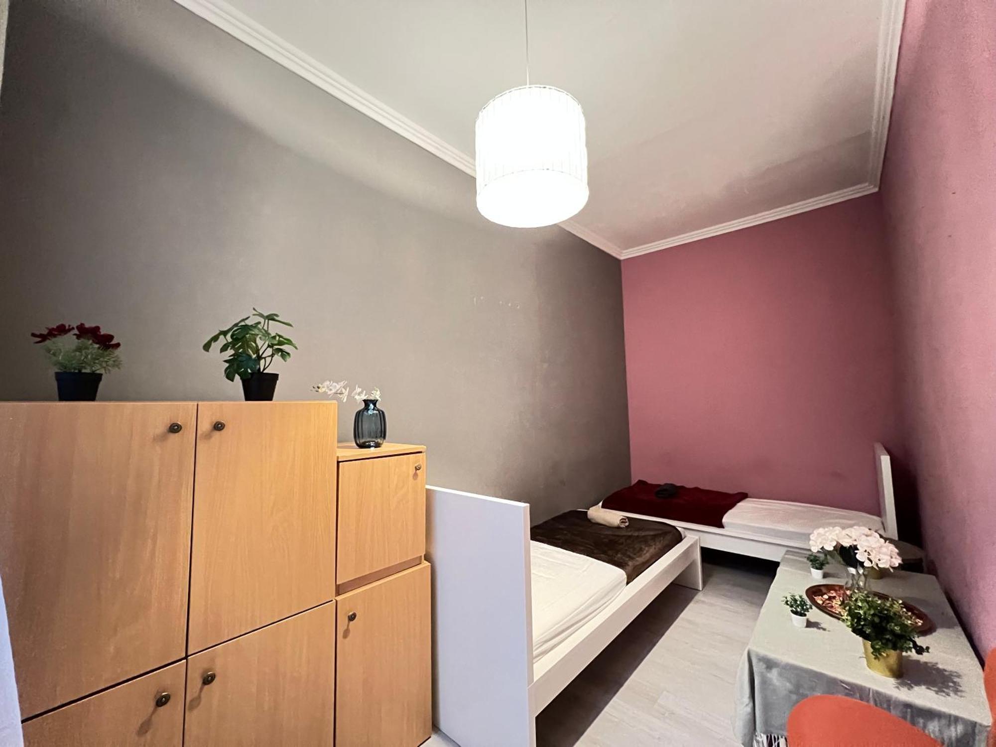 Baross Apartment With Convenience And Style Budapest Esterno foto