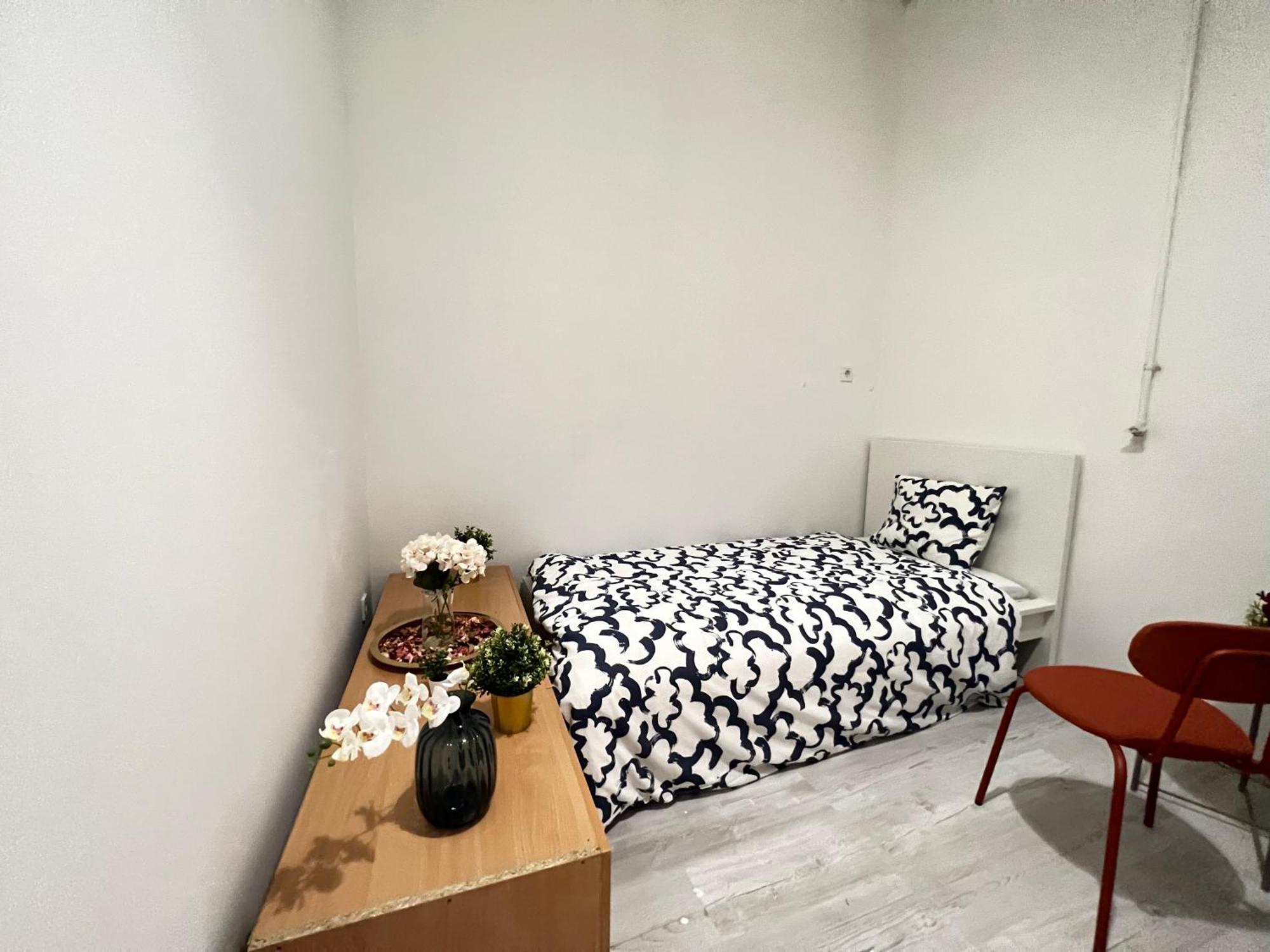 Baross Apartment With Convenience And Style Budapest Esterno foto