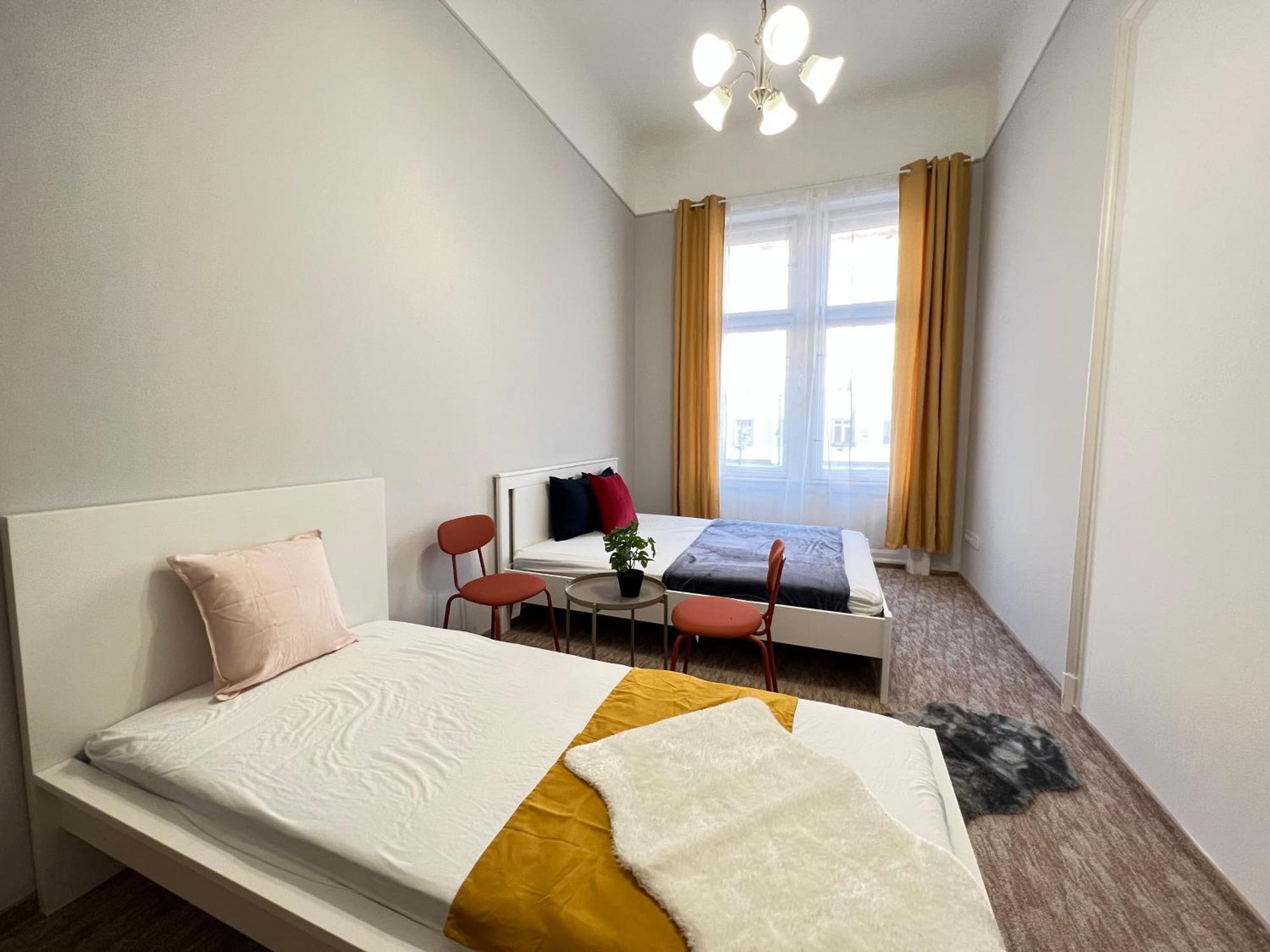 Baross Apartment With Convenience And Style Budapest Esterno foto